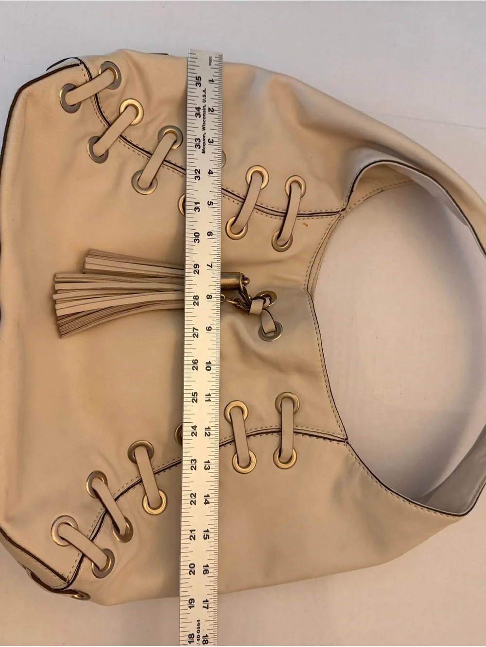 Michael Kors Astor Grommet Hobo Shoulder Leather Bag Purse Ivory Baseball